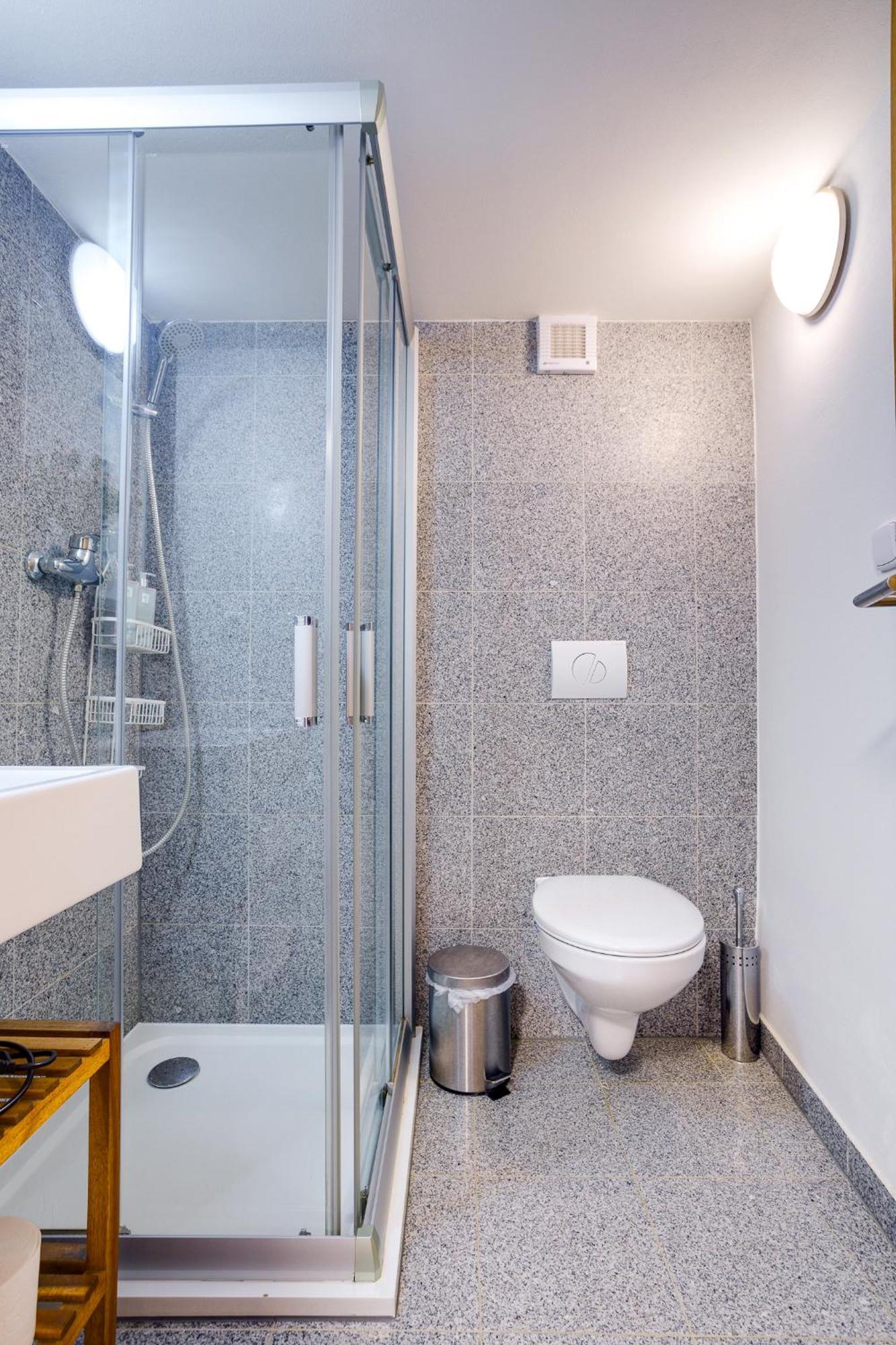 Apartments No.59 Локет Екстериор снимка